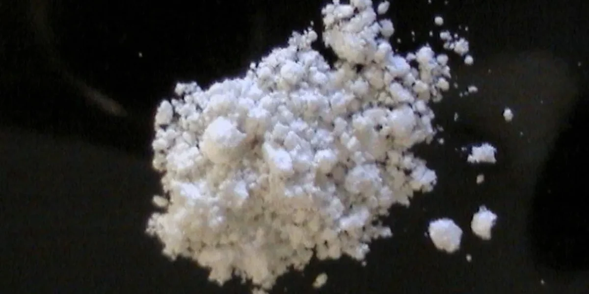 Ahmedabad SOG arrests two with 5.4g mephedrone in late-evening raid near Gota Bridge