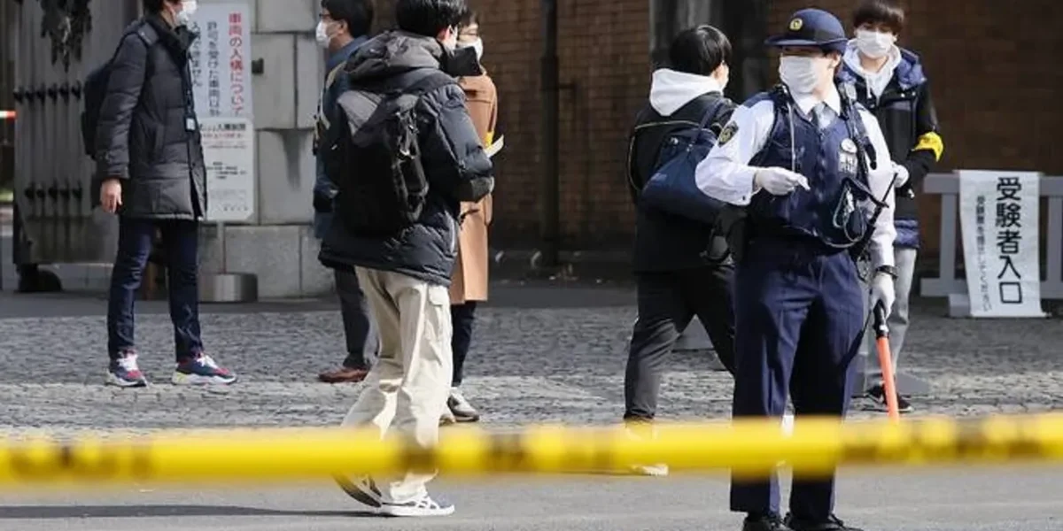 14 injured in stabbing, liquid spray attack in Japan