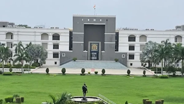 AMC gets nod from Gujarat HC for removal of encroachments by Khodiyar Mata Temple at Kamal Talav