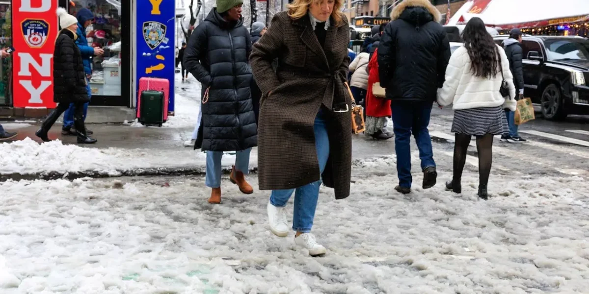 Winter storm disrupts air travel across US Northeast, thousands of flights cancelled