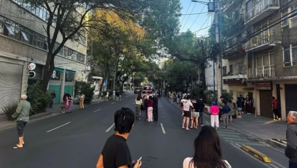 6.5-Magnitude Earthquake Shakes Mexico, Leaves Dead, Injured, and Thousands in Fear