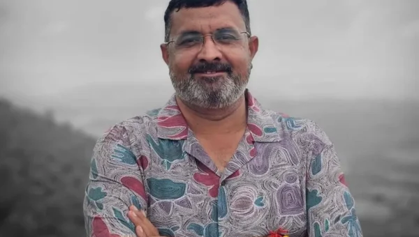 Ankleshwar: Final Journey of Executive Chairman Nilesh Patel; Daughters Perform Last Rites