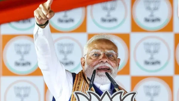 PM Narendra Modi Writes to Bengal Voters, Invokes Maa Kali in Final Appeal Ahead of Polling