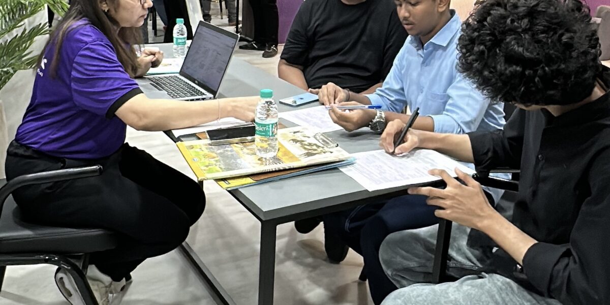 The WorldGrad and GradNetic Draw Over 100 Students and Parents Across Ahmedabad, Anand and Vadodara for Spot Admissions at Leading Global Universities