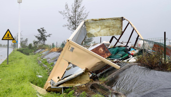 Typhoon Noul hit China : triggered heavy rainfall and disrupt lives