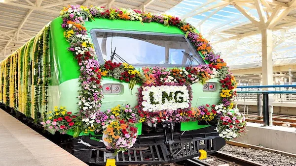 India’s First LNG-Powered Train Flagged Off From Gujarat’s Sabarmati