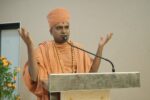 Blog by Achaljiivan Swami : Tales of Tradition - 10 : The Visionary Gurus of the Gurukul