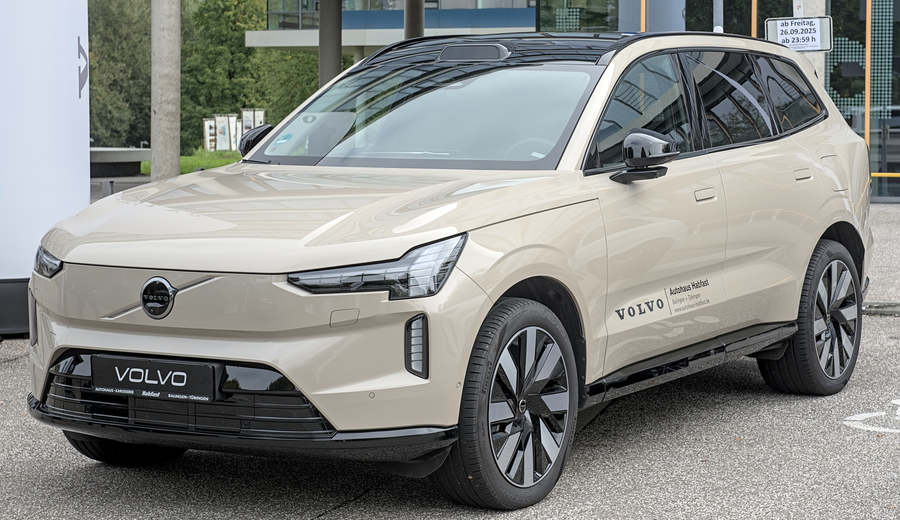 Volvo’s New Electric Flagship EX90 Launched at ₹1.26 Crore; Deliveries From January 2027
