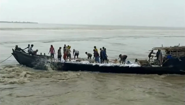 Bihar Boat Tragedy: Several Children Among Dead as Boat Capsizes in Ganga River