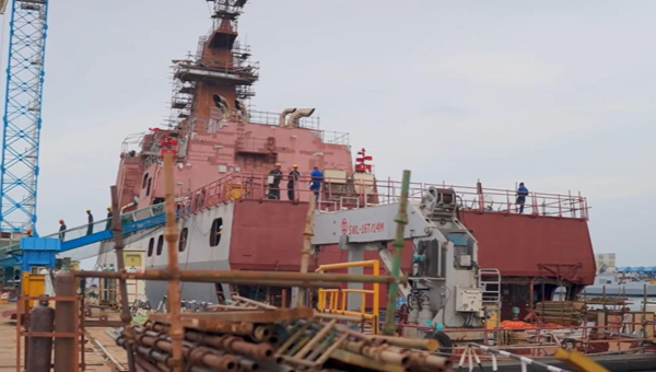 Indian Navy Commissions INS Samarthak, Its First Indigenous Multi-Purpose Vessel