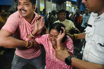 19 Killed in Kolkata Durga Puja Pandal Stampede; CM Orders Probe, PM Modi Announces Compensation