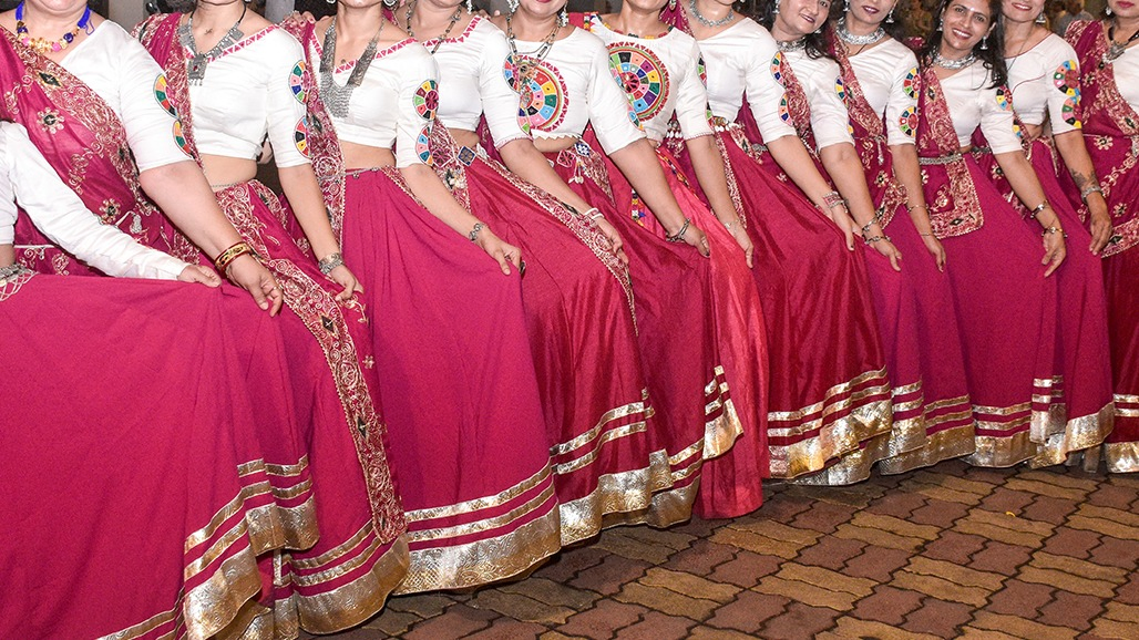 Wore It, Posted It, Returned It: Navratri Outfit Return Trend Sparks Social Media Debate