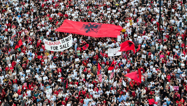 Albania’s ‘Flamingo Revolution’: Youth Protesters Demand PM Edi Rama’s Resignation