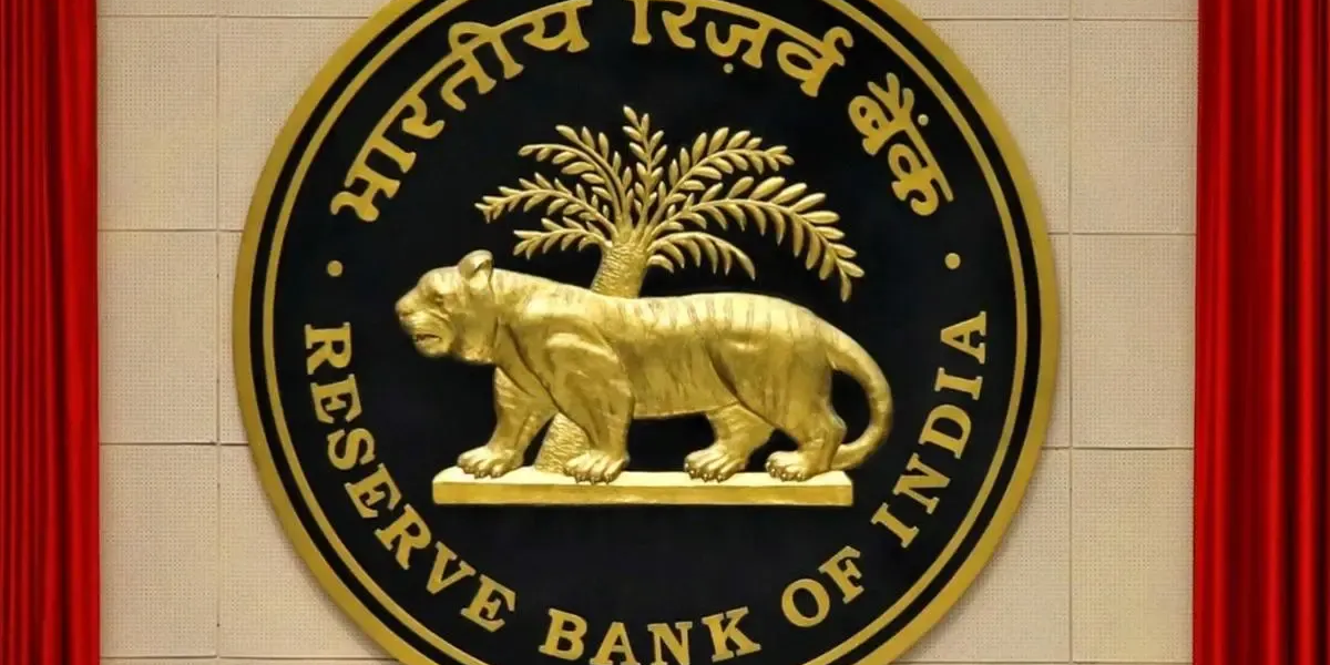 RBI Tightens Cash Rules for Banks: Daily CRR Requirement Raised to 99% From October 16