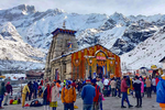 Yamunotri, Kedarnath Receive Season’s First Snowfall as Temperatures Drop