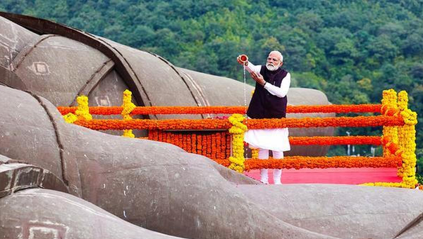 PM Modi Pays Tribute to Sardar Patel, Inaugurates Development Projects Worth ₹400 Crore in Gujarat
