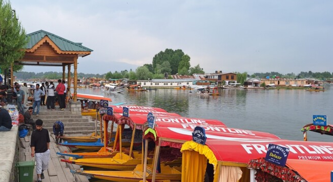 Kashmir Sizzles in October: Qazigund, Kokernag Shatter Decades-Old Heat Records